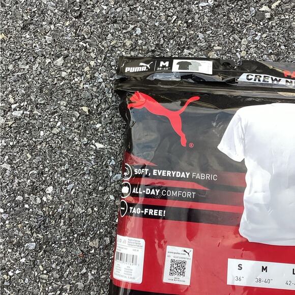 NWT PUMA Men's 3-Pack Classic Fit Crew Neck T-Shirt medium - Picture 3 of 4